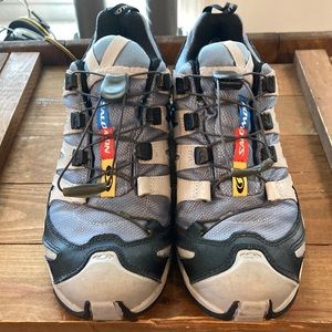 Salomon trail sneakers